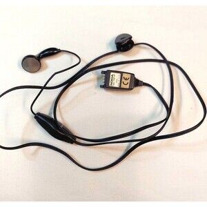 NOKIA Hands Free Ear Bud Wired Earphone OEM with Microphone HDC-9P and buttons